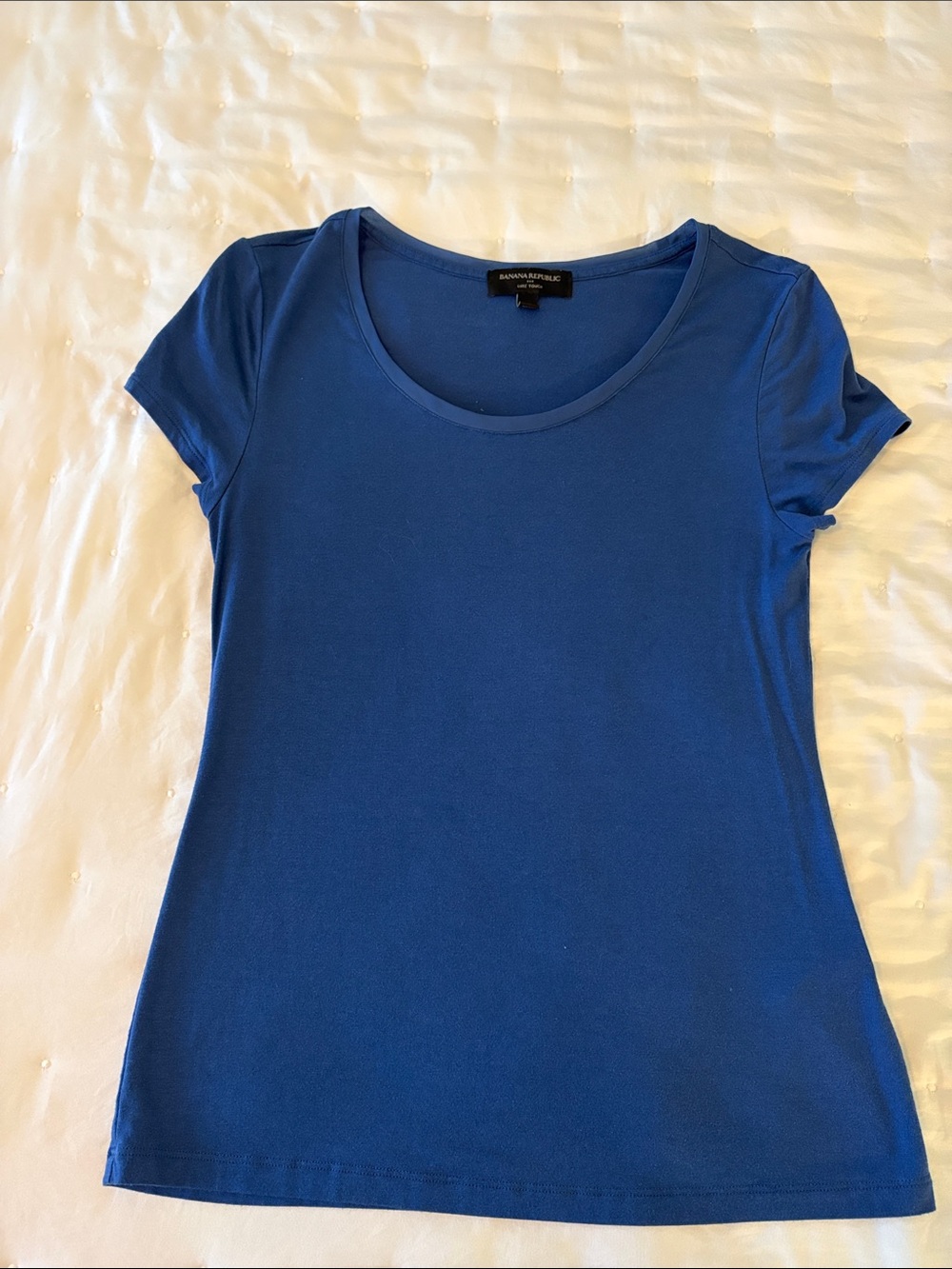 Banana Republic Women's Short-Sleeve Scoop Neck Tee in Royal Blue